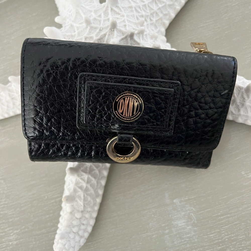 Vintage DKNY Black Leather Women's Wallet